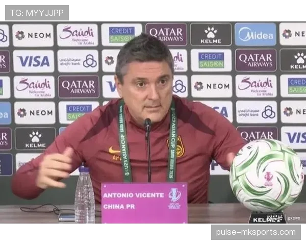 安东尼奥·吕迪格：斯图加特青训出身的强硬中卫解析