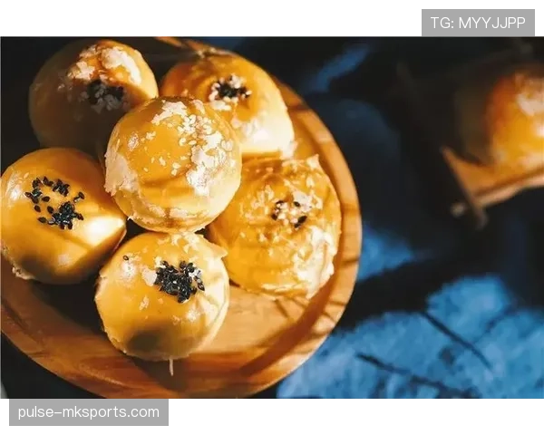 何卓佳训练完直接拎爱马仕去吃火锅，这反差谁懂啊